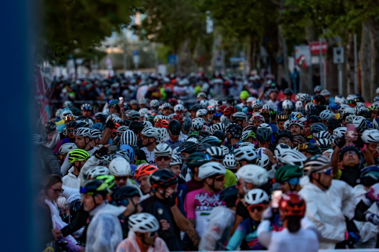 Granfondo Nove Colli 2026: percorsi, altimetria, logistica e come viverla al meglio